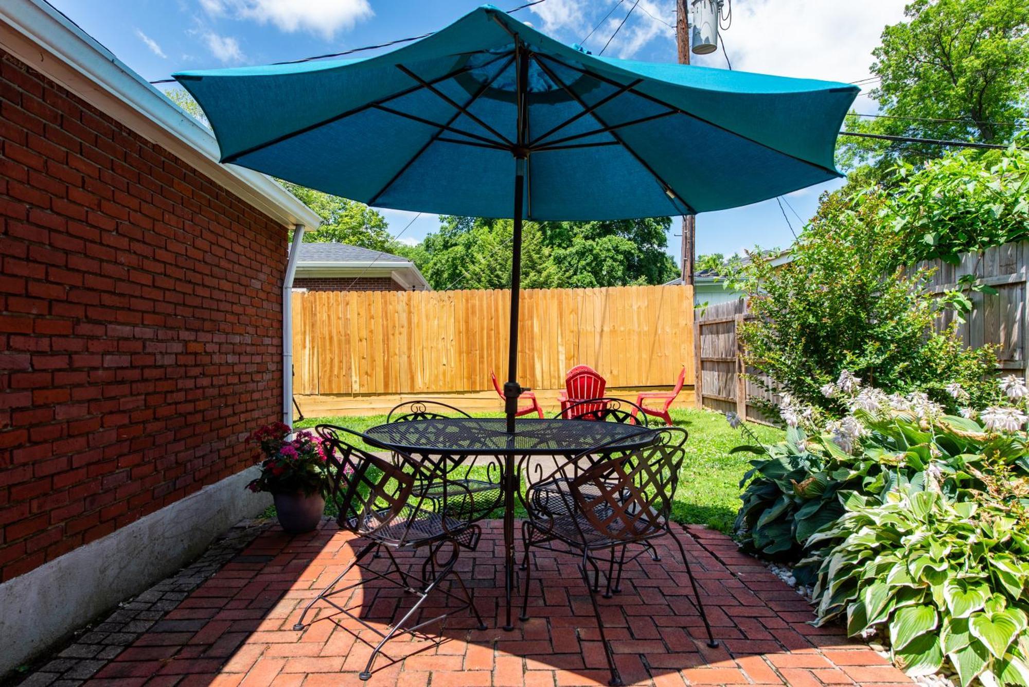 2 Living Rooms Close 2 Shopping & Restaurants Louisville Exterior photo
